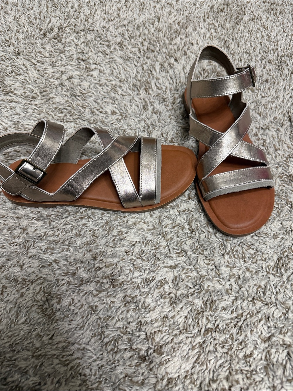 Toms Women's Metallic Pewter Strappy Flat Sandals